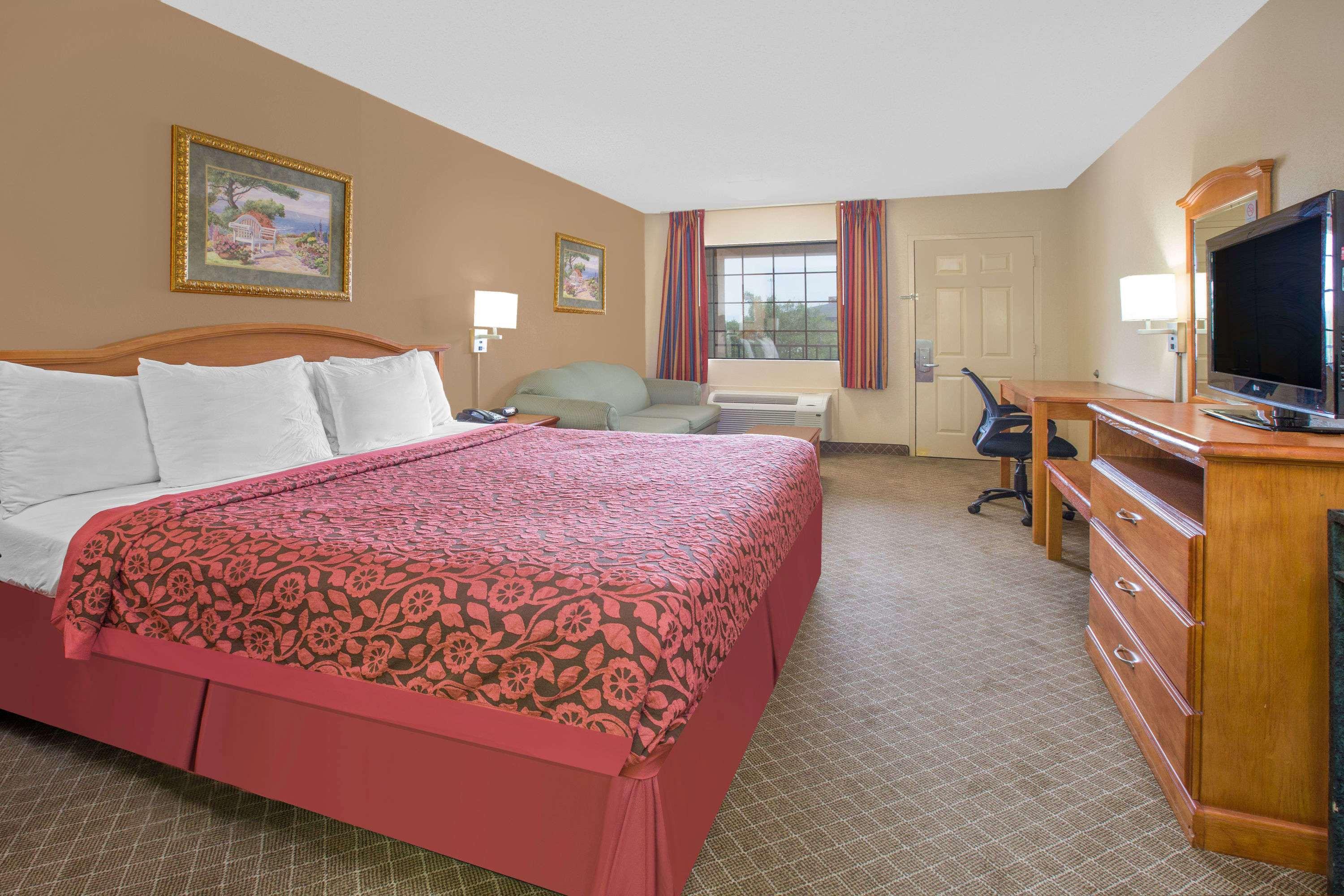 Room, King Bed