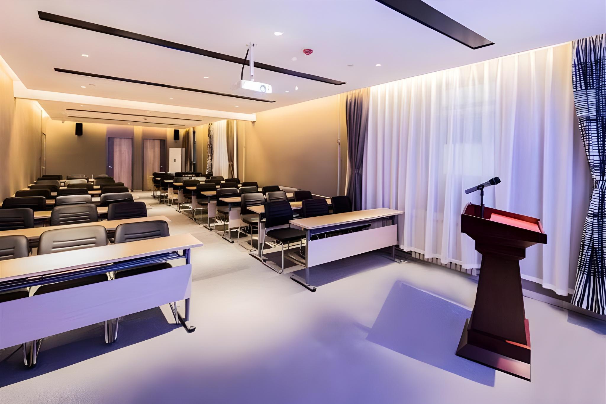 Home Inn Neo (Tianjin Railway Station Binjiang Road Pedestrian Street) 25/26