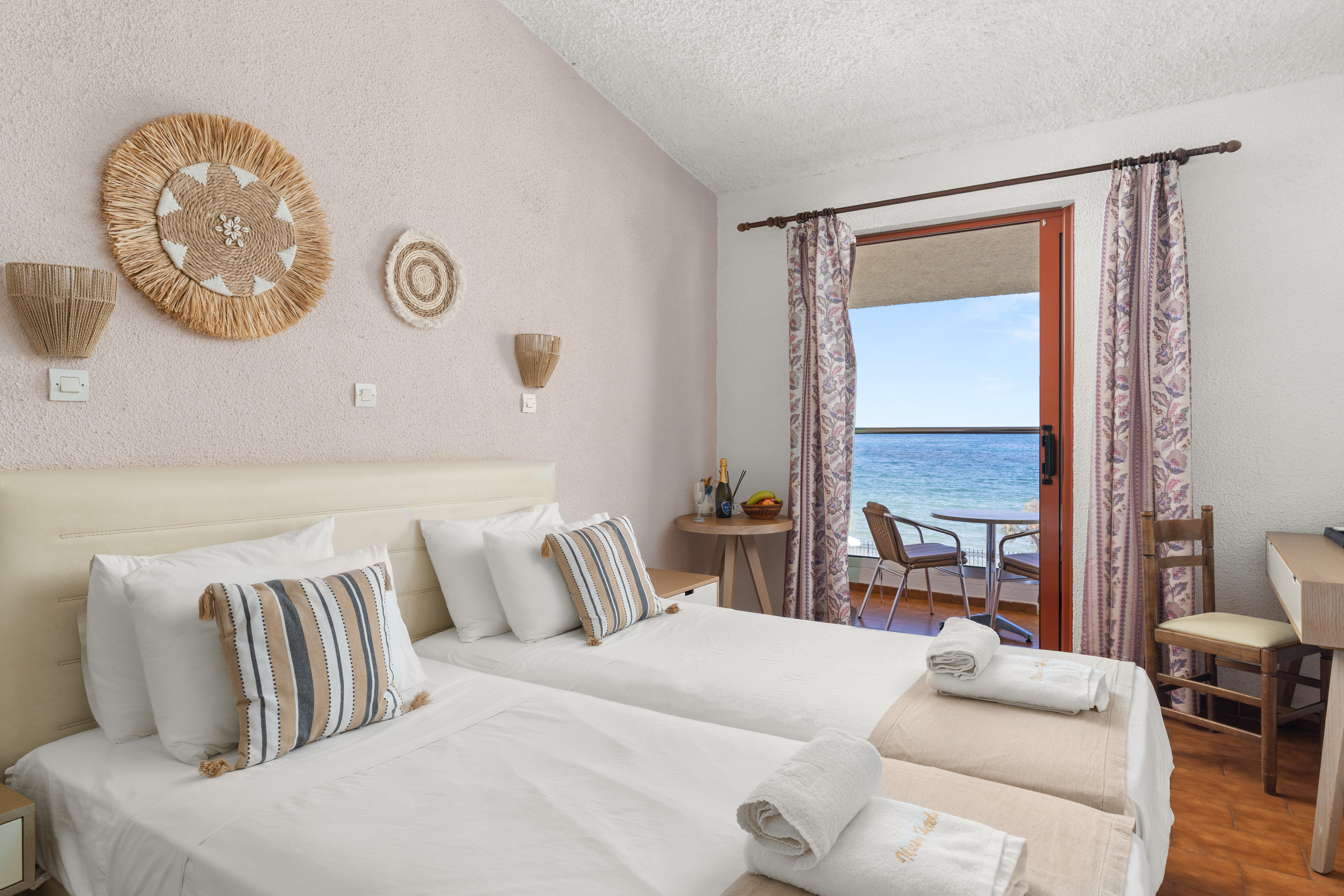Iliessa Beach Hotel by GHH 12/40