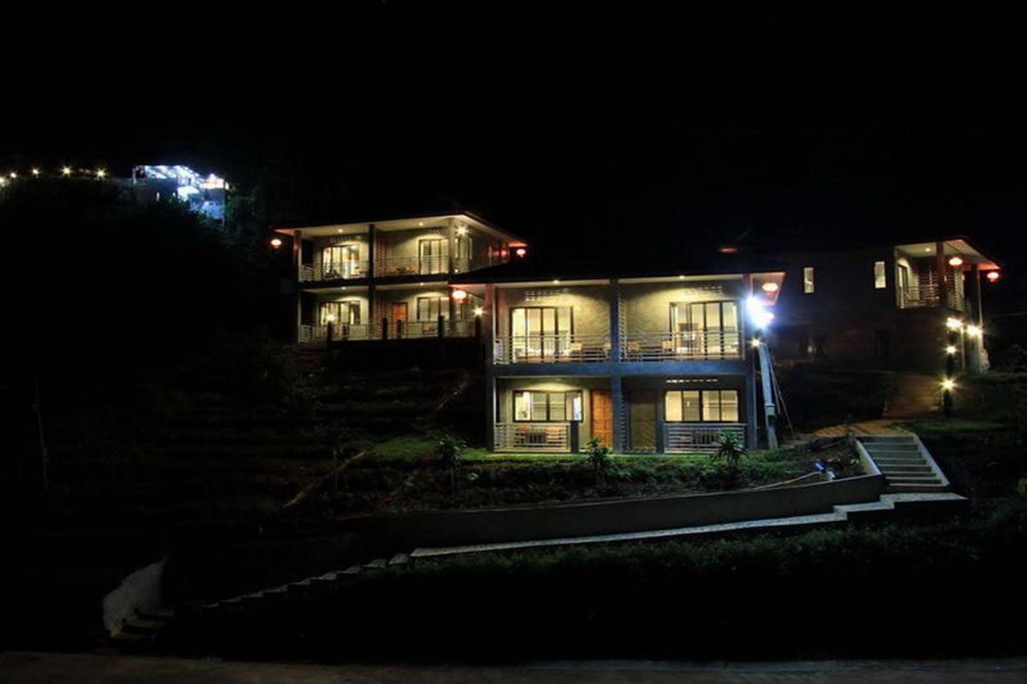 Phumaketawan Resort 4/47