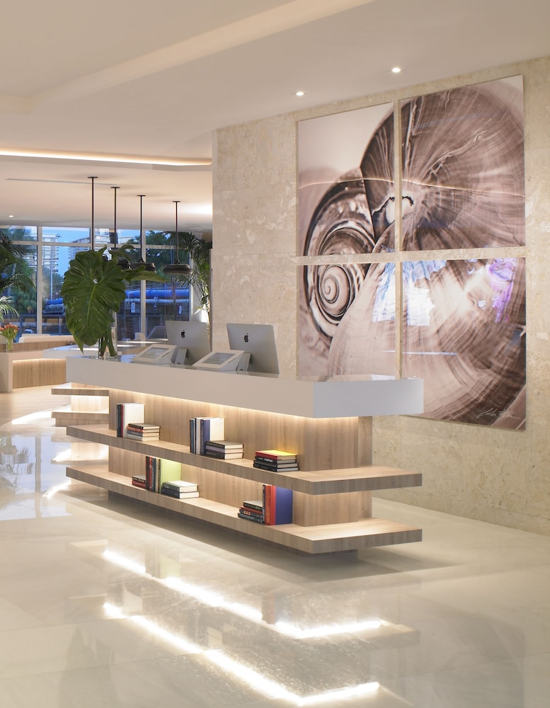 Grand Beach Hotel Bay Harbor 6/64