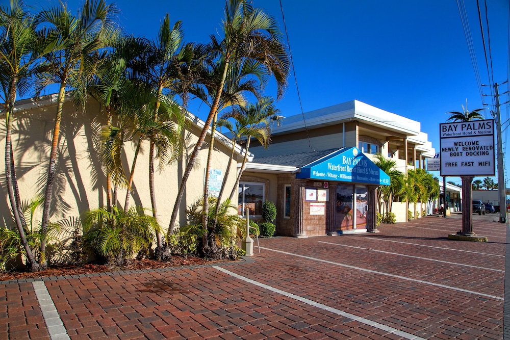 Bay Palms Waterfront Resort - Hotel and Marina 59/70