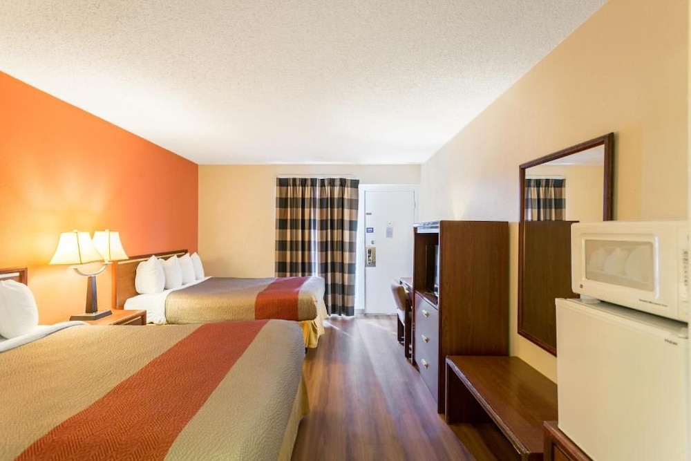 Motel6 Butte, MT - Historic City Center 25/59