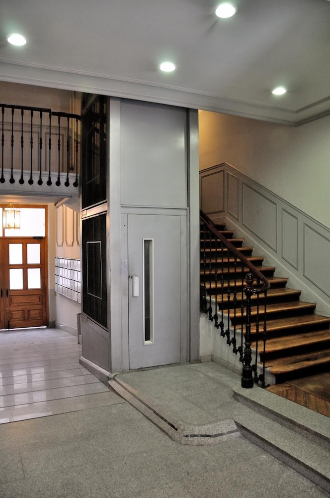 Hostal Castilla I. 38/43