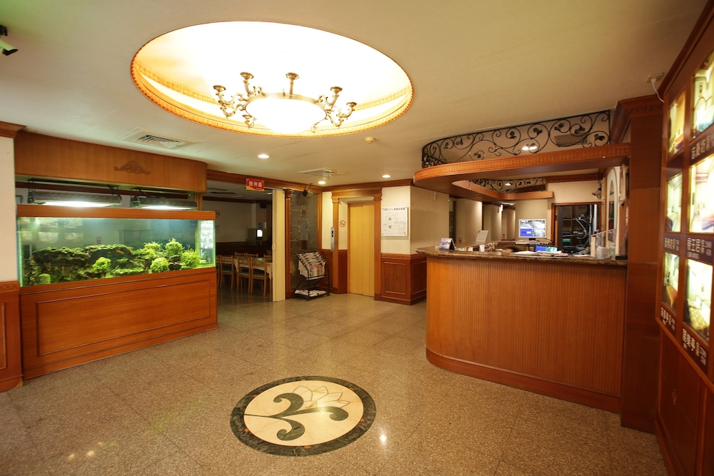 Taoyuan Hua Yue Hotel 6/34