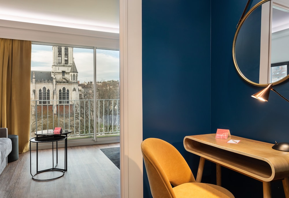 Hotel Charlemagne by Happyculture photo3