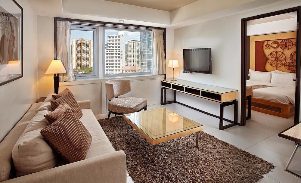 Quest Serviced Residences 25/35