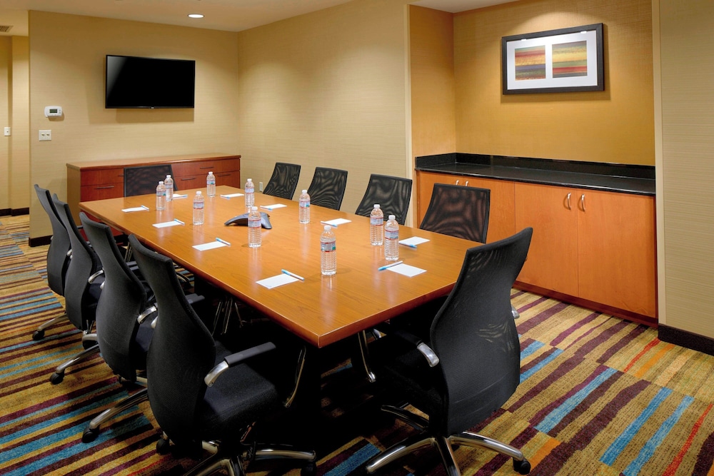Fairfield Inn Suites Cumberland 36/50
