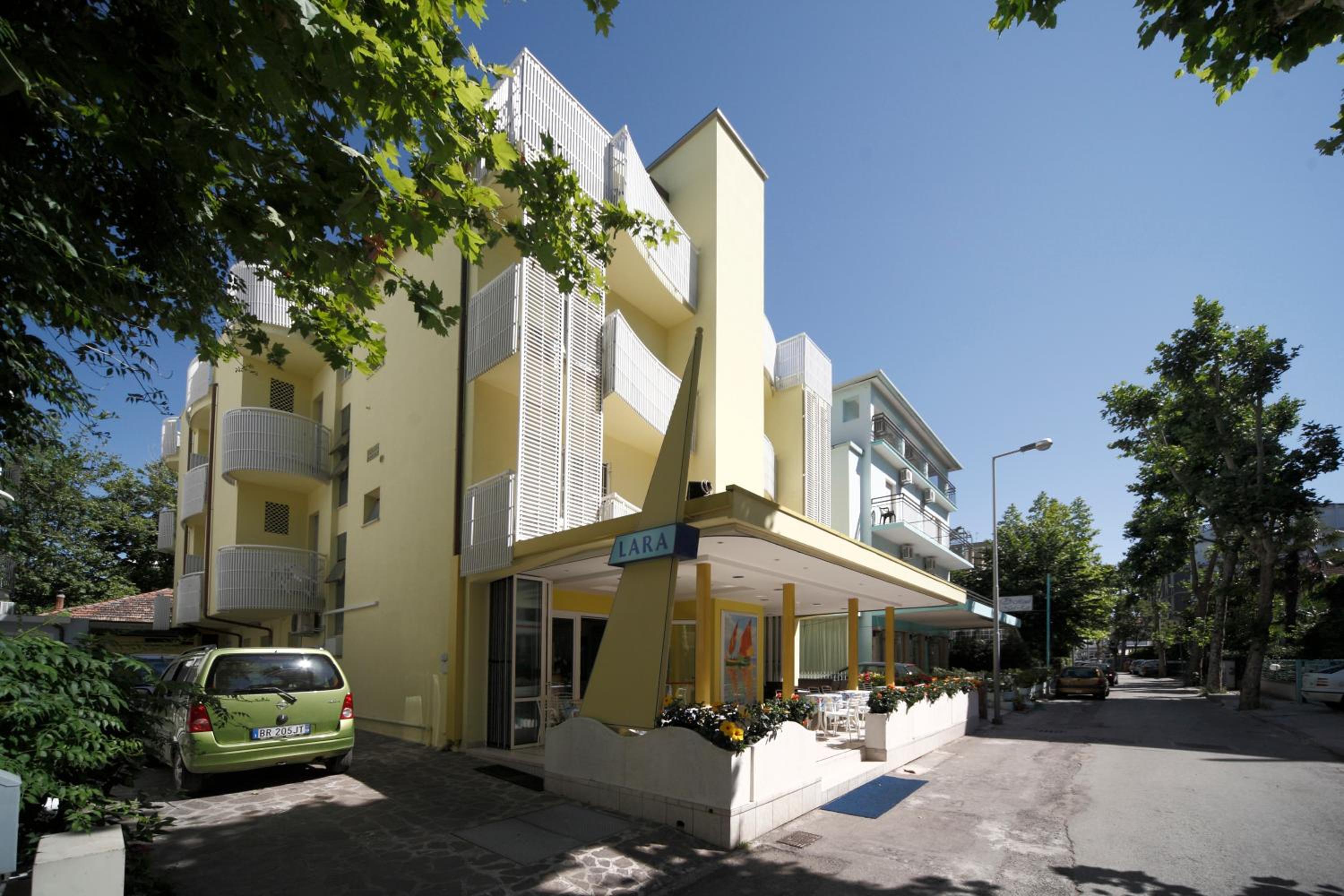 Hotel Lara 38/50