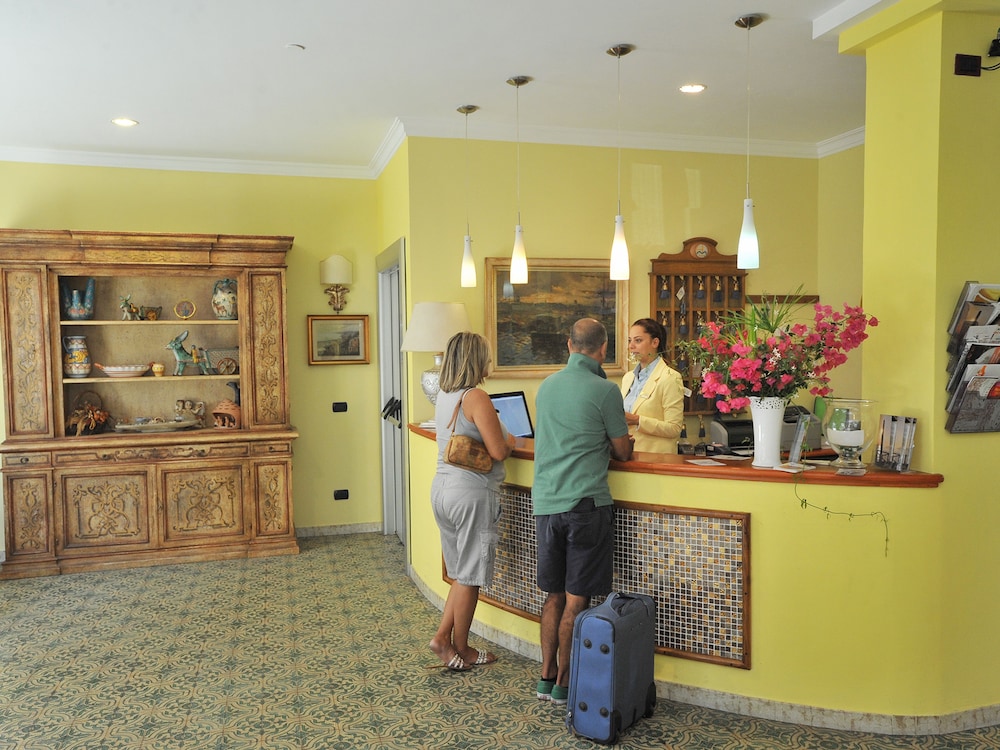 Hotel Miramare 6/63