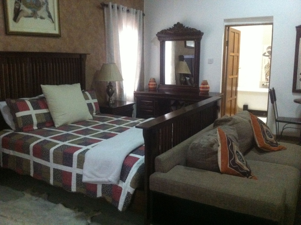 African Home 12/50