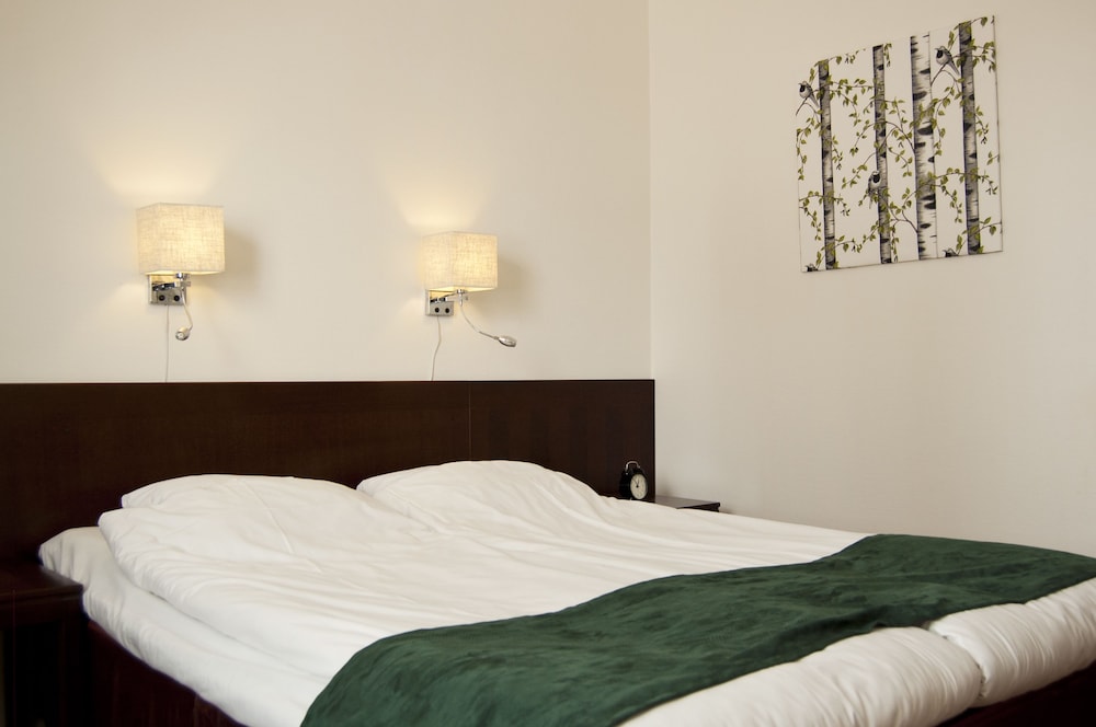 Hotell Kung Gosta by First 8/77