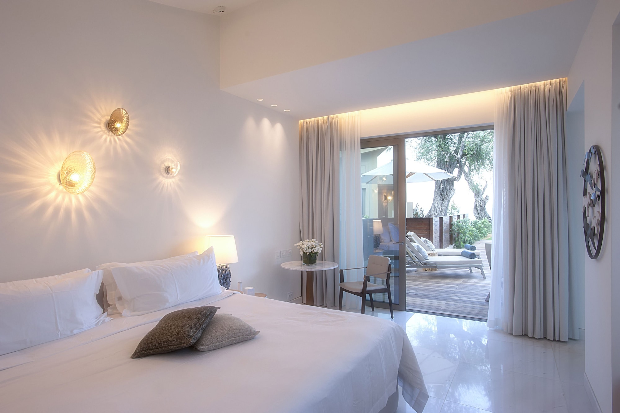 Retreat, Pavilion, King Bed, Garden View, Outdoor Jetted Tub