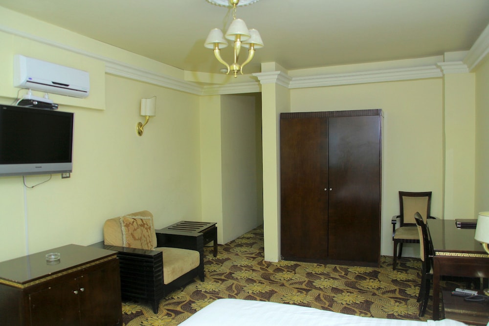 Yoly Addis Hotel 42/50