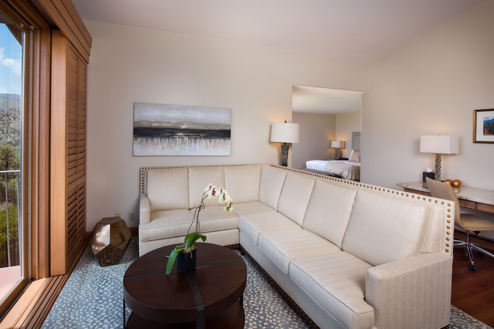 Garden Of The Gods Club And Resort 24/83