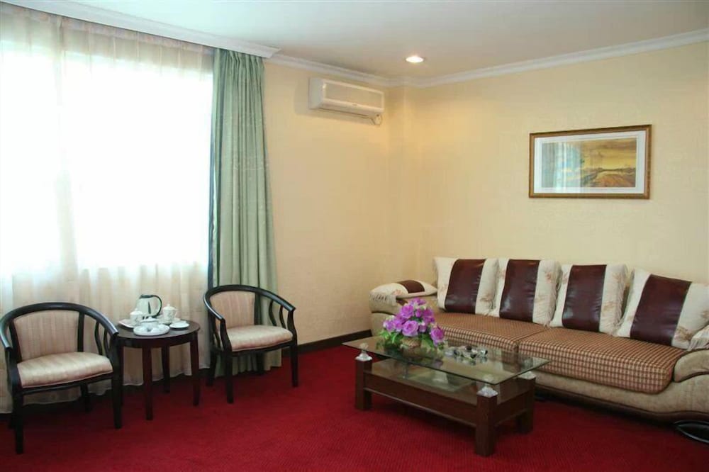 Good East Hotel 20/27
