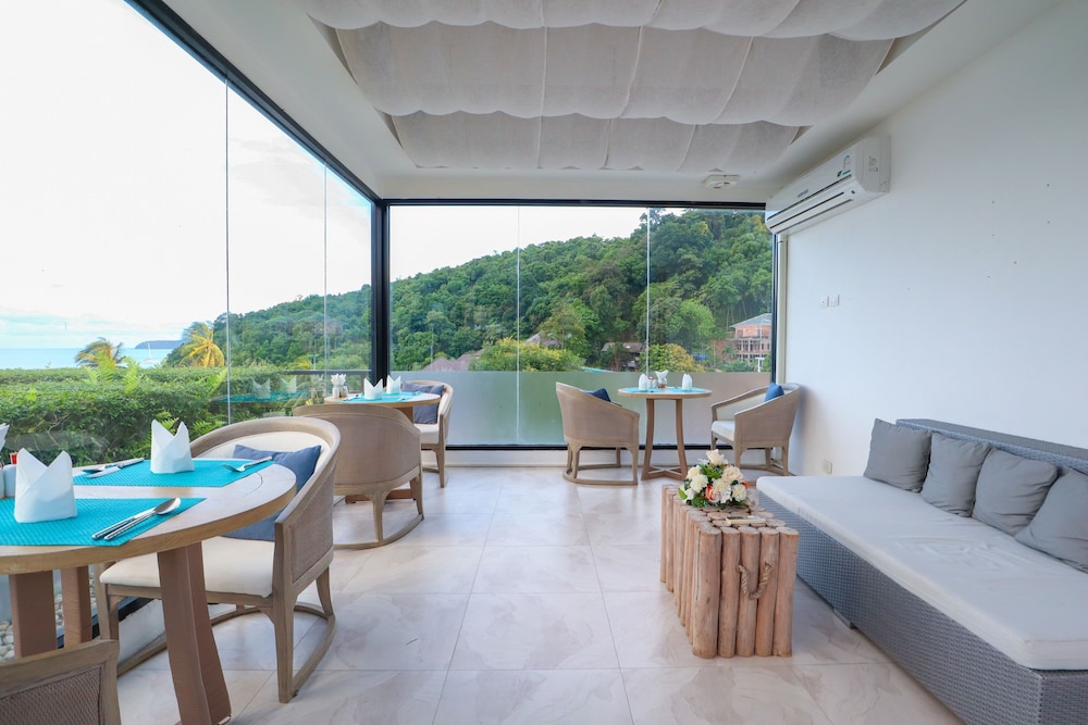 Bandara Beach Resort, Phuket 47/74