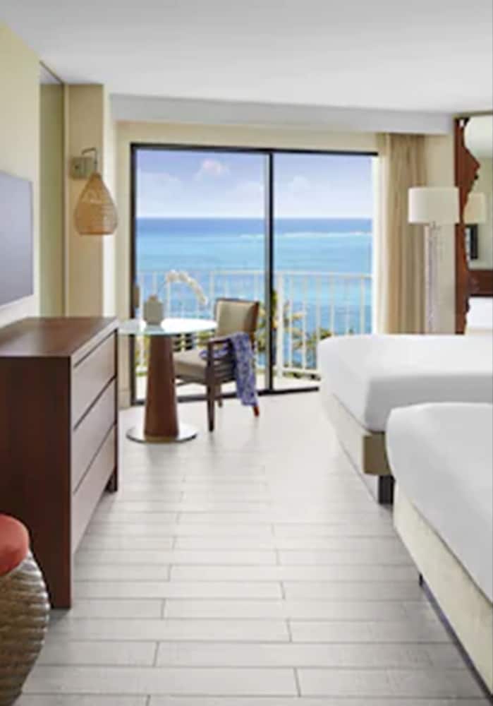 Room, 2 Queen Beds, Water View، The Coral at Atlantis 3/4