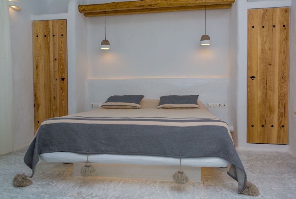 HONEYMOON, QUEEN BED, SEA VIEW