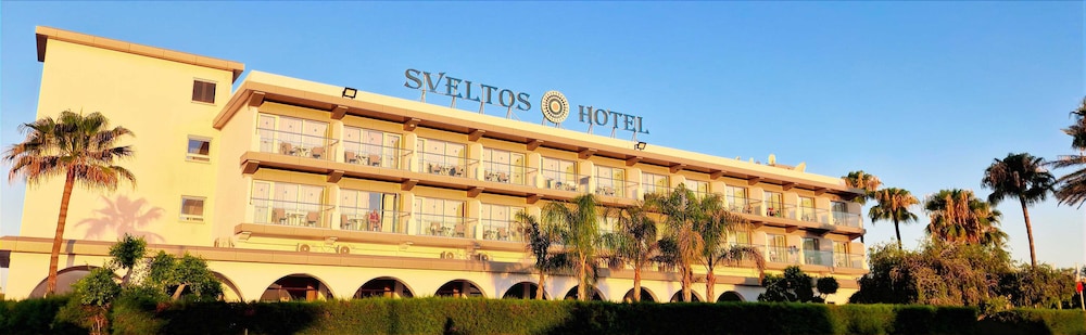 Sveltos Hotel 3/88