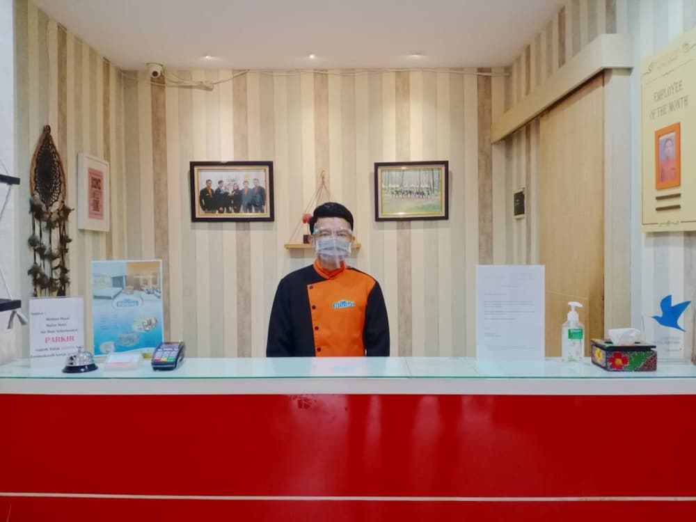 Fastrooms Bekasi Hotel 4/57