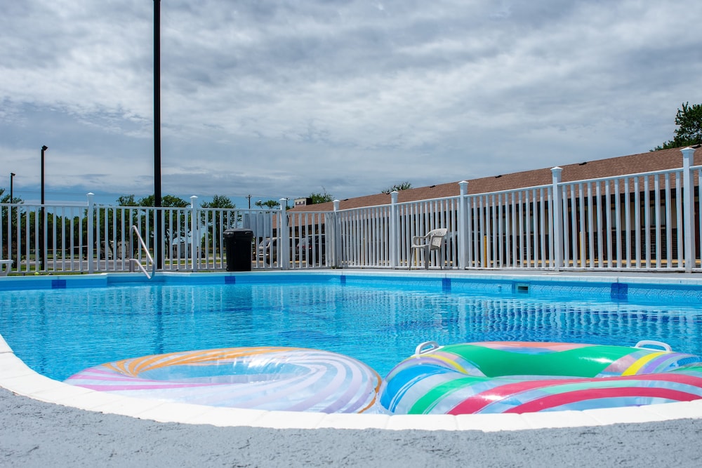 Americas Best Value inn Chanute 29/29