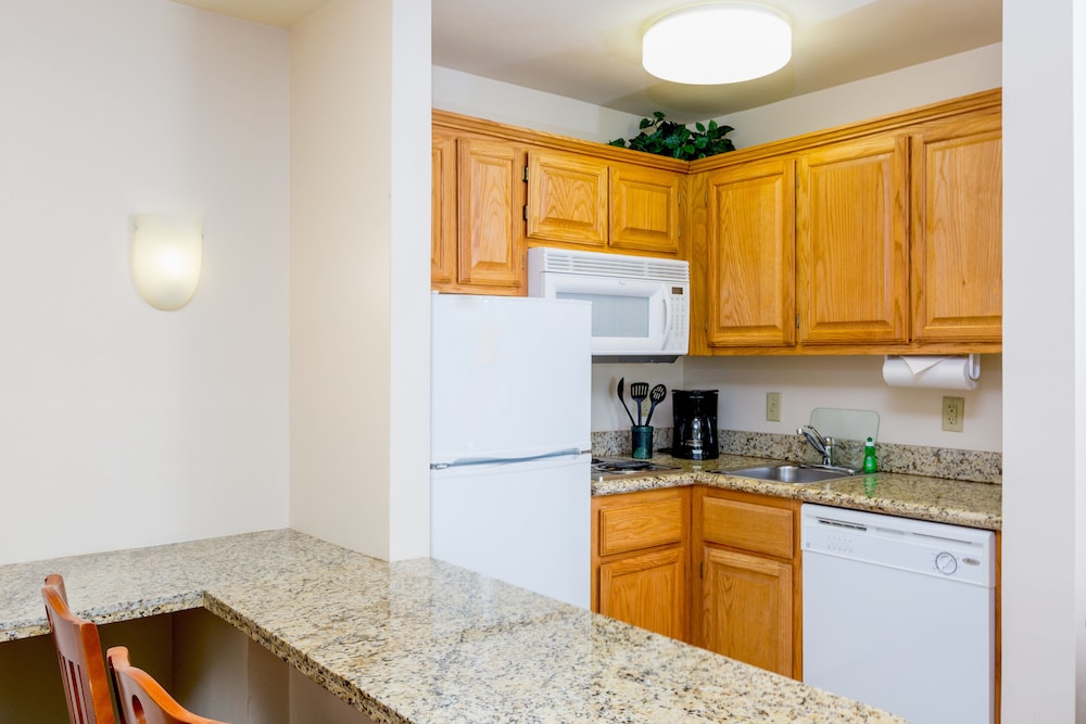 STAYBRIDGE SUITES BROWNSVILLE 11/73