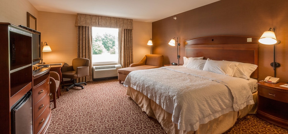Hampton Inn Goshen 10/42