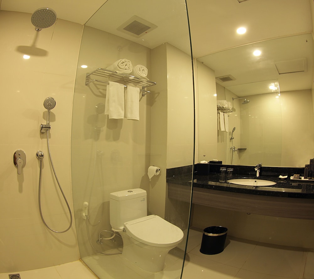 Pyramid Suites 20/54