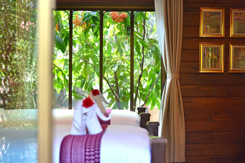 Thai Thai Sukhothai Resort 41/68