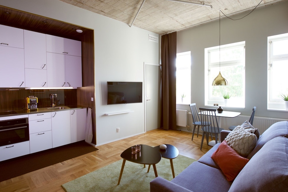 Asplund Hotel Apartments 18/25