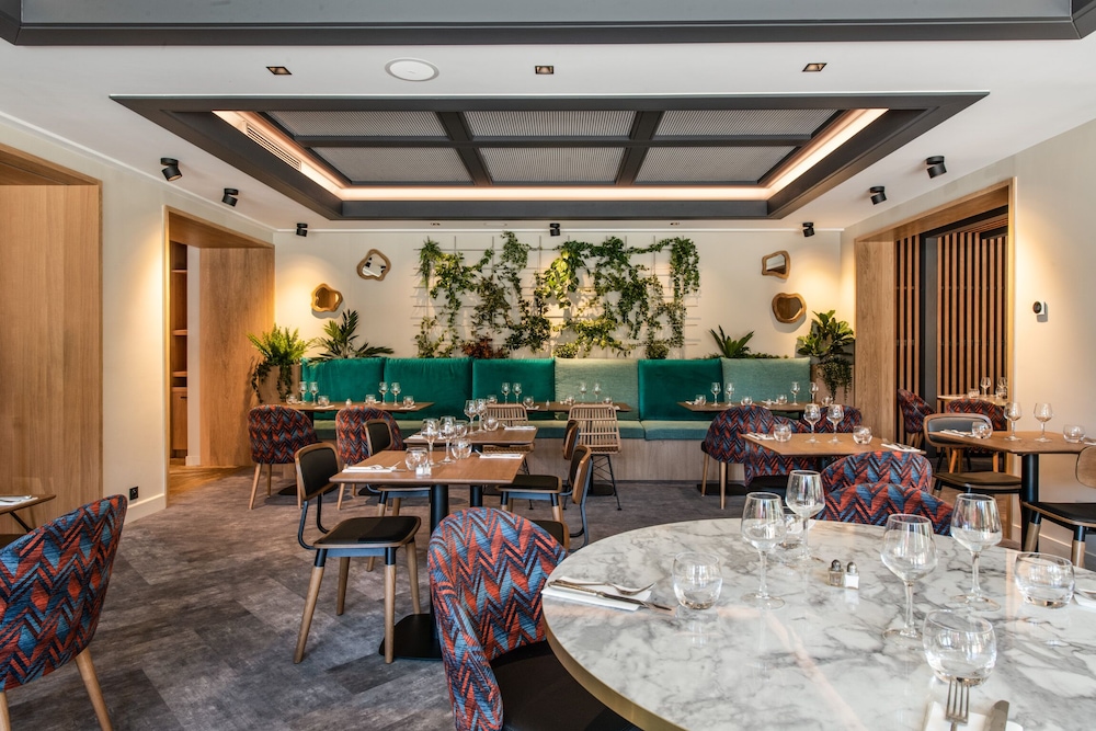HOTEL ARCALOD - GRAND PARC 32/39