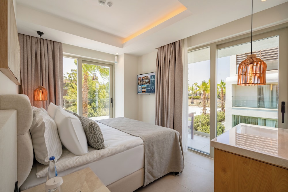 Club Arona by Laren Hotels 12/49