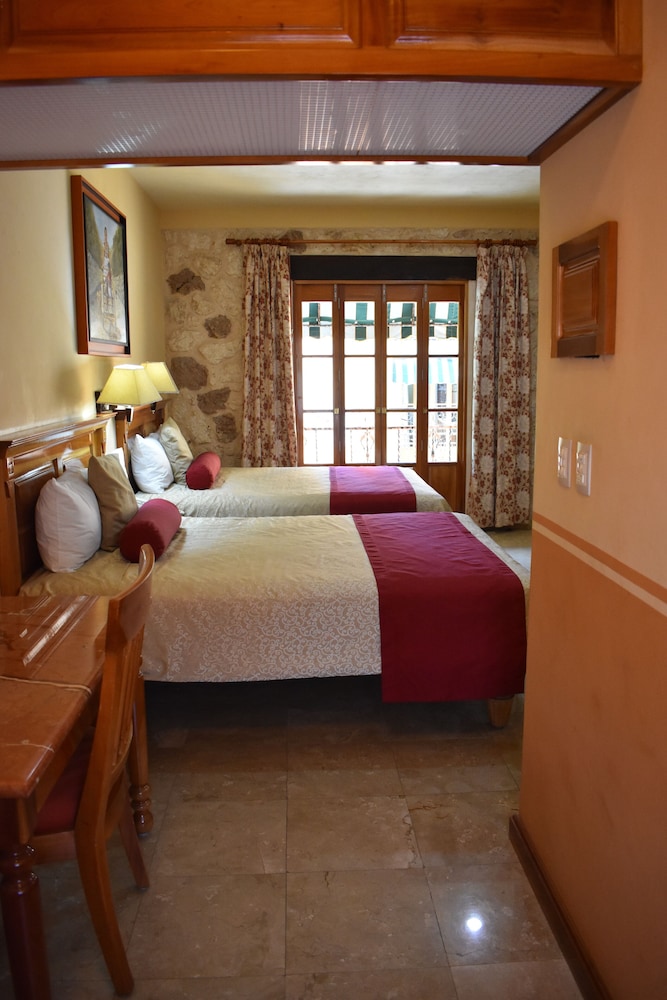 Cancun International Suites Ex Mallorca Hotel And Suites 23/35
