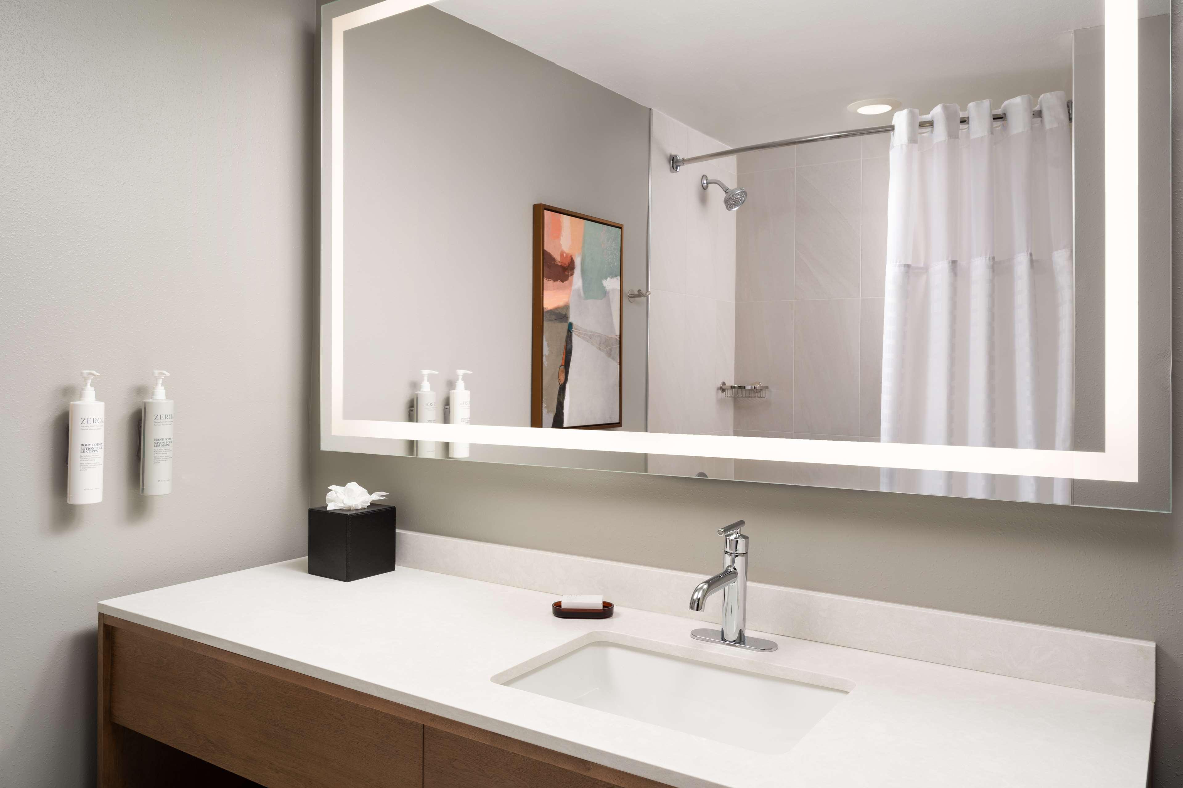2 ROOMS, PREMIUM, SUITE, 2 QUEEN BEDS
