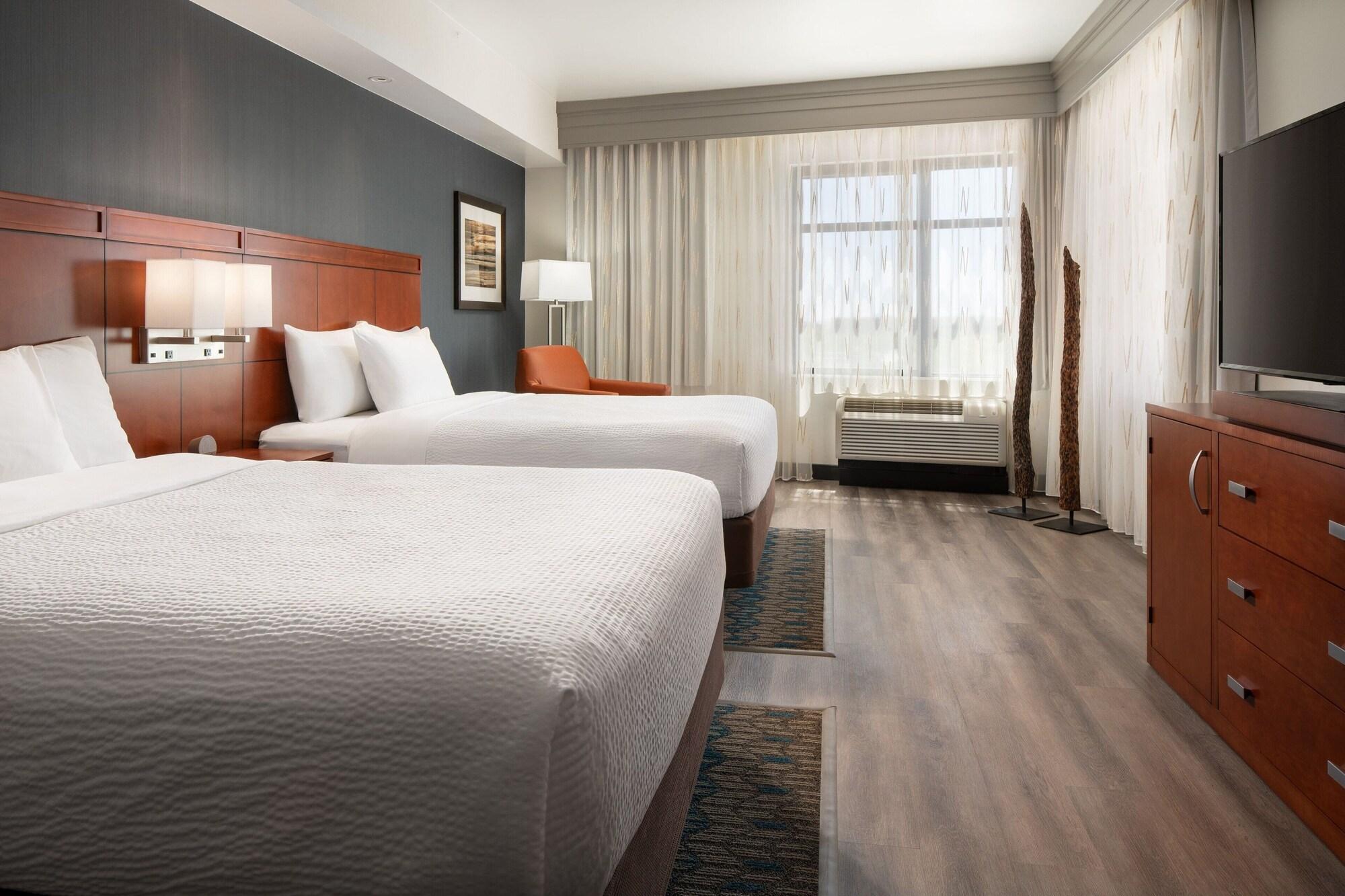 Junior Suite, Multiple Beds