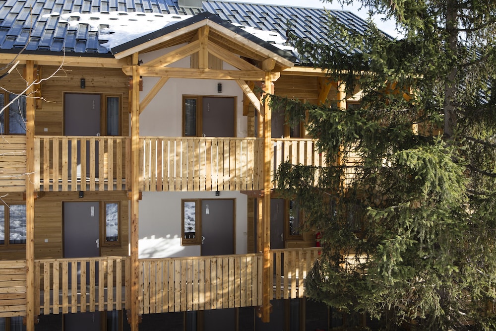 SOWELL RESIDENCES PRA LOUP 2/50