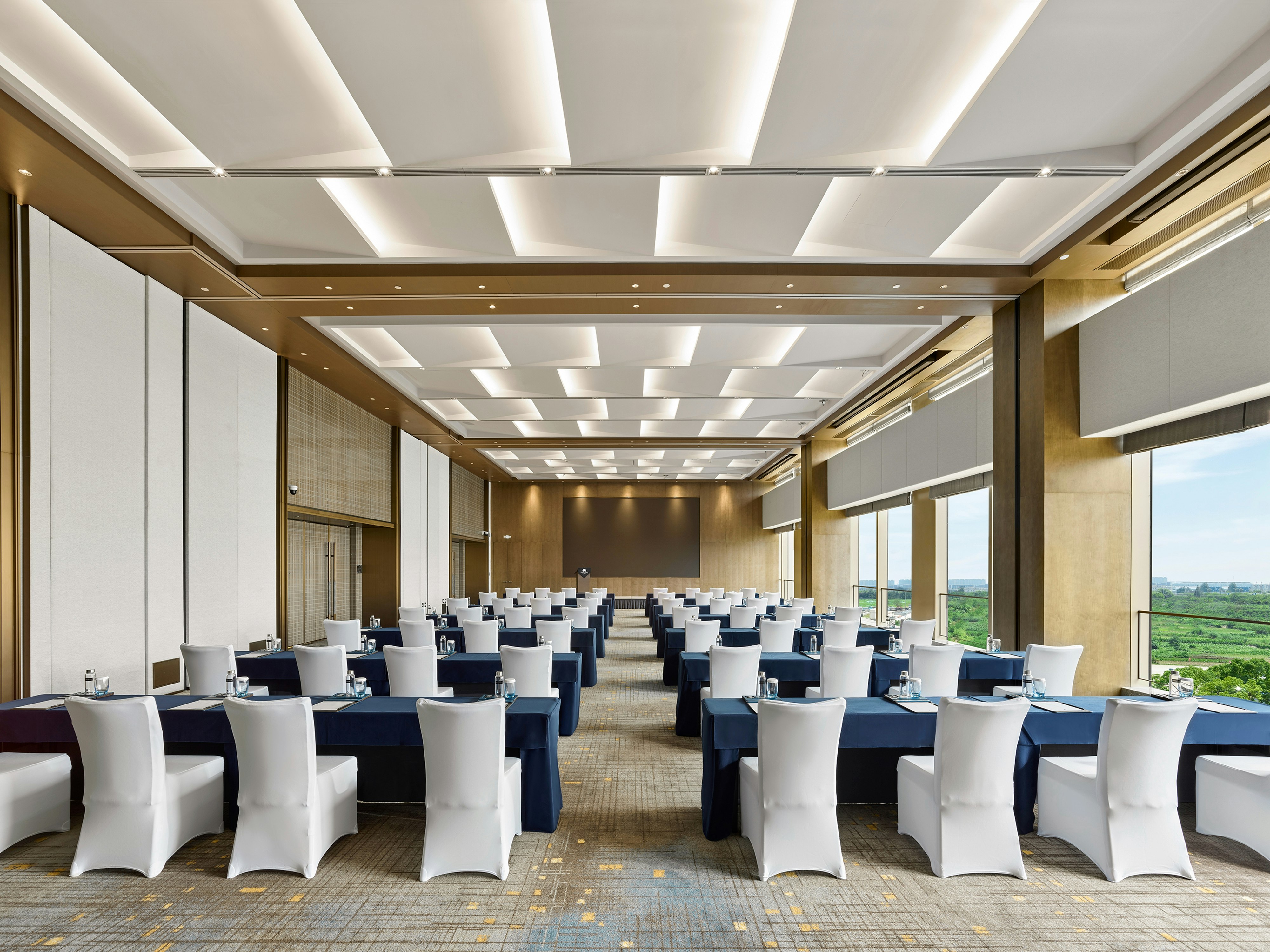 DoubleTree by Hilton Qidong 52/61