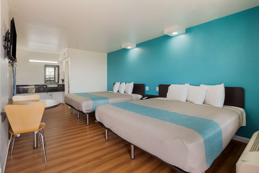 Motel6 Temple, TX 22/46