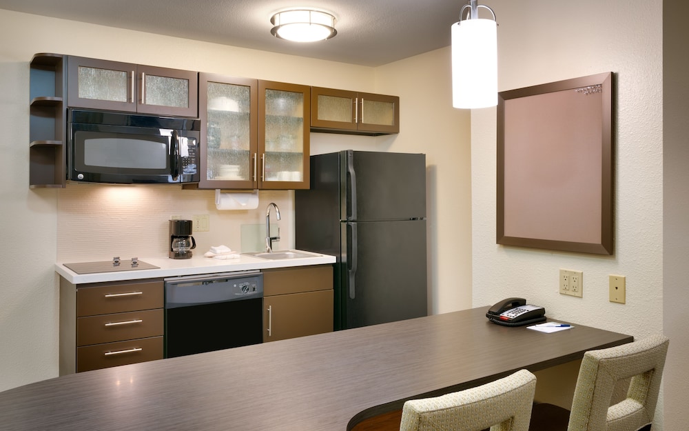 Candlewood Suites Dallas Plano East Richardson 4/44