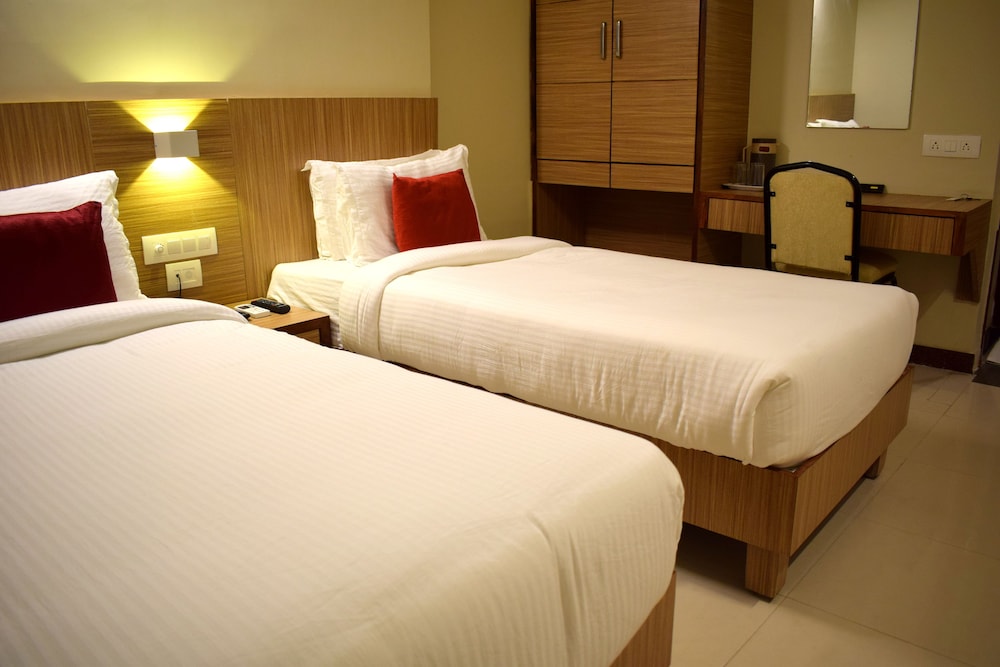 SRTC Hotel Aspire 10/28