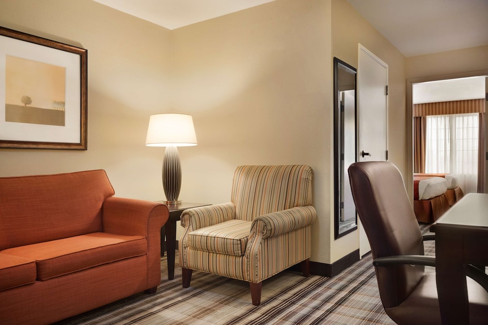 Country Inn Suites By Radisson Lexington Va 43/57