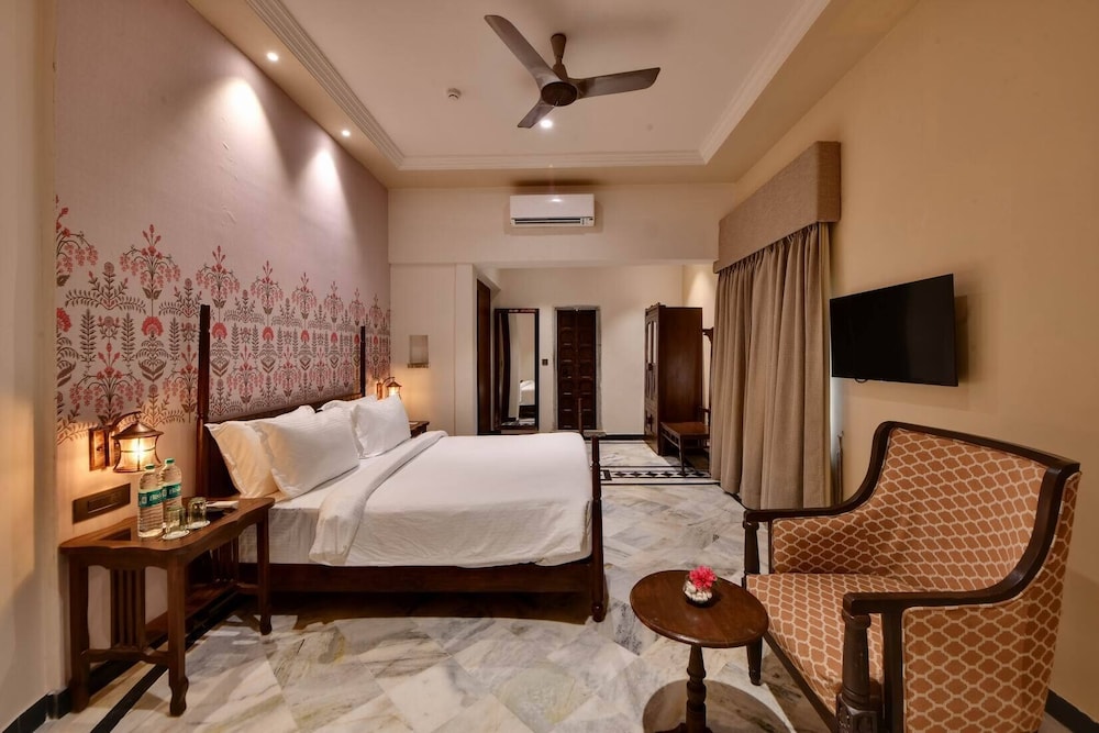 WELCOME HERITAGE KARNI FORT - BAMBORA 14/50