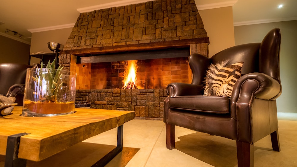 Bagatelle Kalahari Game Ranch 29/51