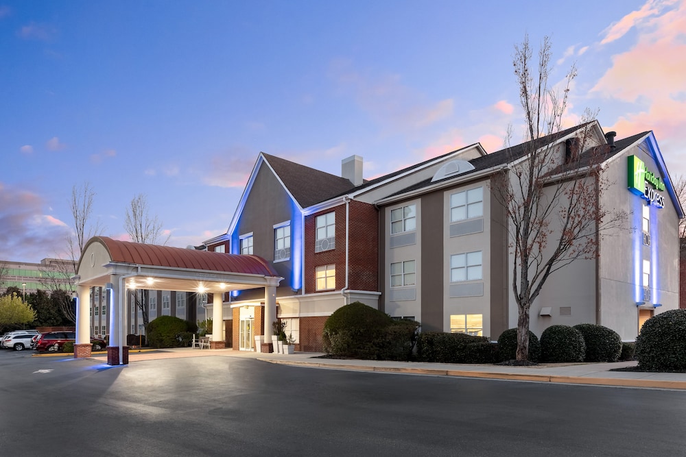 Holiday Inn Express Alpharetta Roswell 1/68
