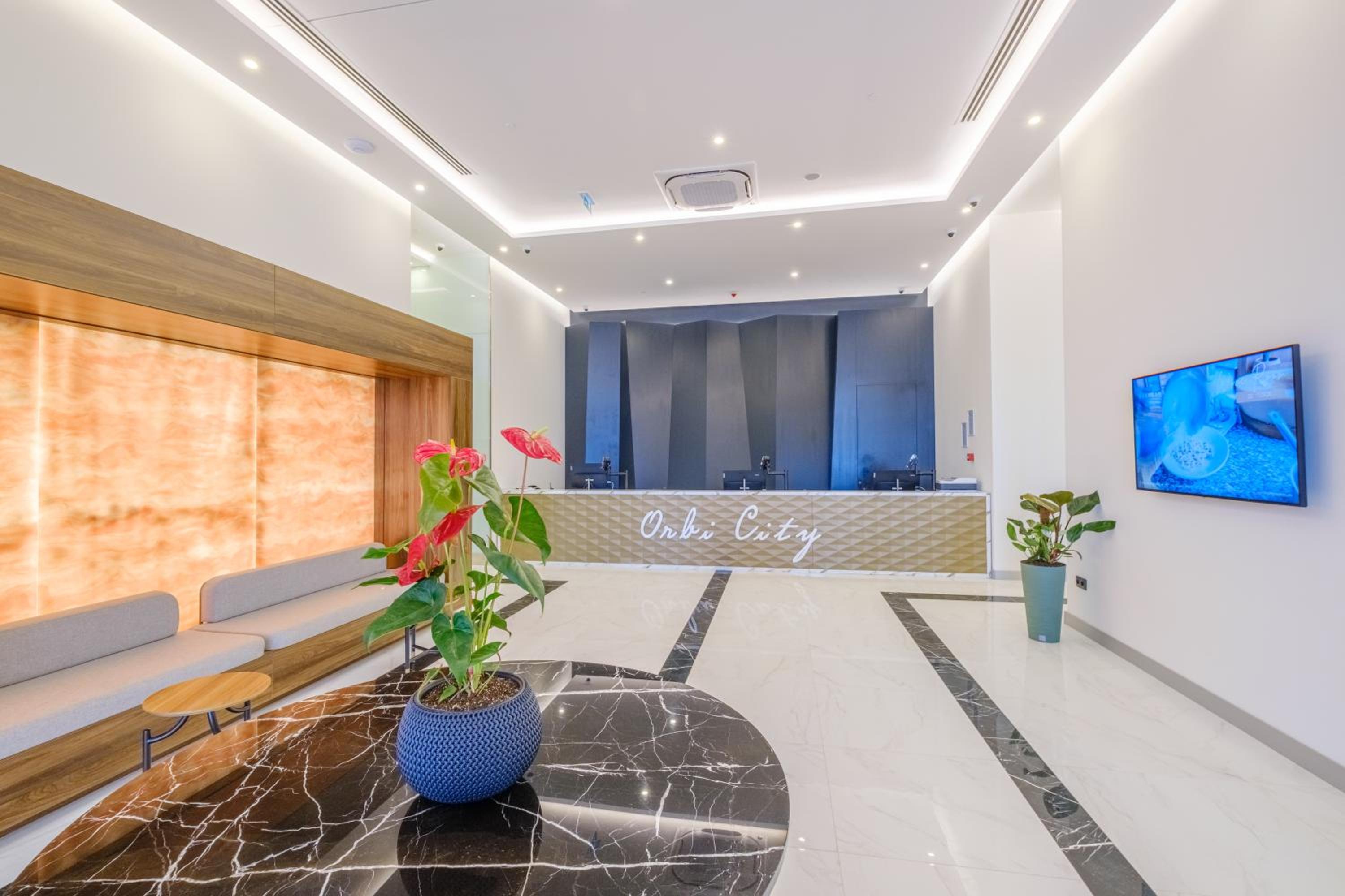 Orbi City Aparthotel 15/33