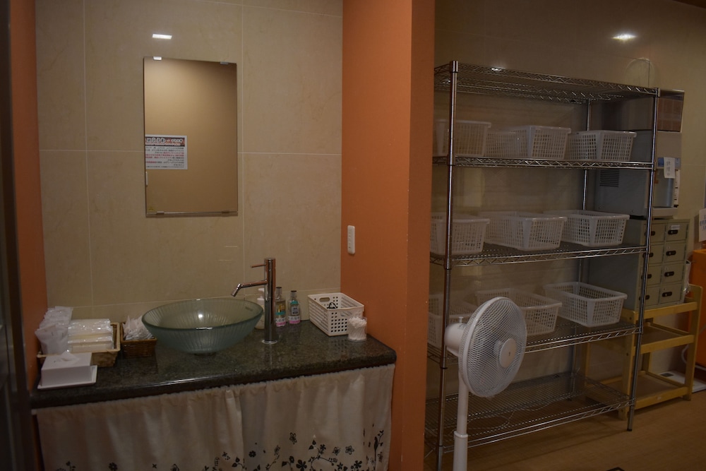 Hotel Crown Hills Toyokawa 11/69