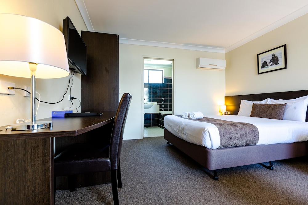 ABCOT INN 14/58