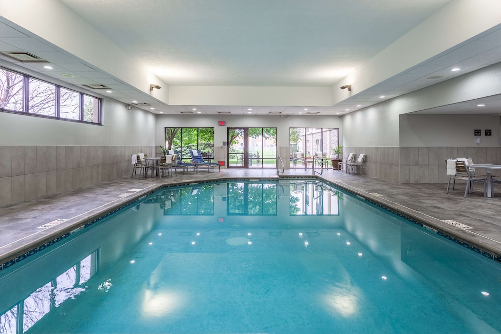 Hampton Inn Sioux Falls 28/52