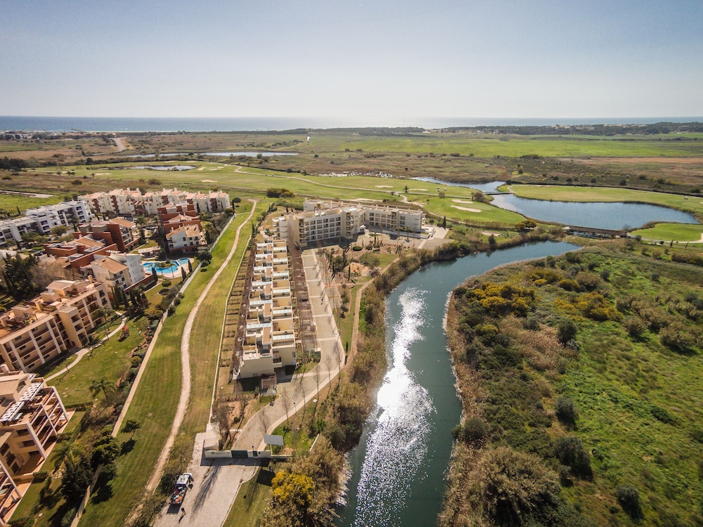 Laguna Vilamoura 72/77